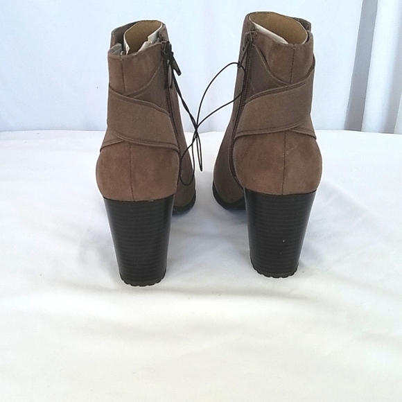 A New Day Women's Water Repellent Ankle Boots Bark Brown Size 10 - Picture 4 of 6